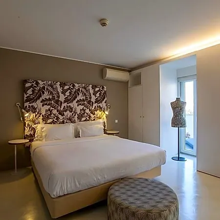 Pateo - Lounge Отель 2*