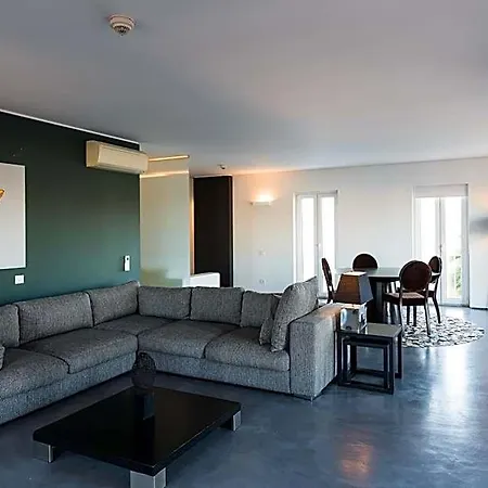 Pateo - Lounge Hotel